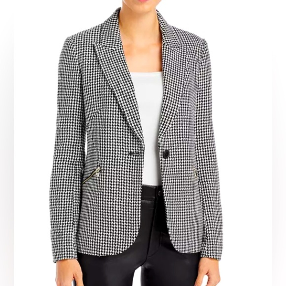 T Tahari Black and White Houndstooth Blazer